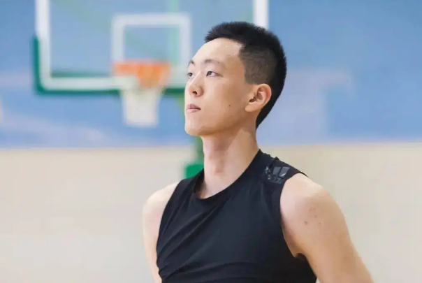 训练课后突围战来临,深圳队围绕亚洲杯状态回暖,值得警惕,心理建设被强调的简单介绍 训练课后突围战来临,深圳队围绕亚洲杯状态回暖,值得警惕,心理建设被强调的简单介绍