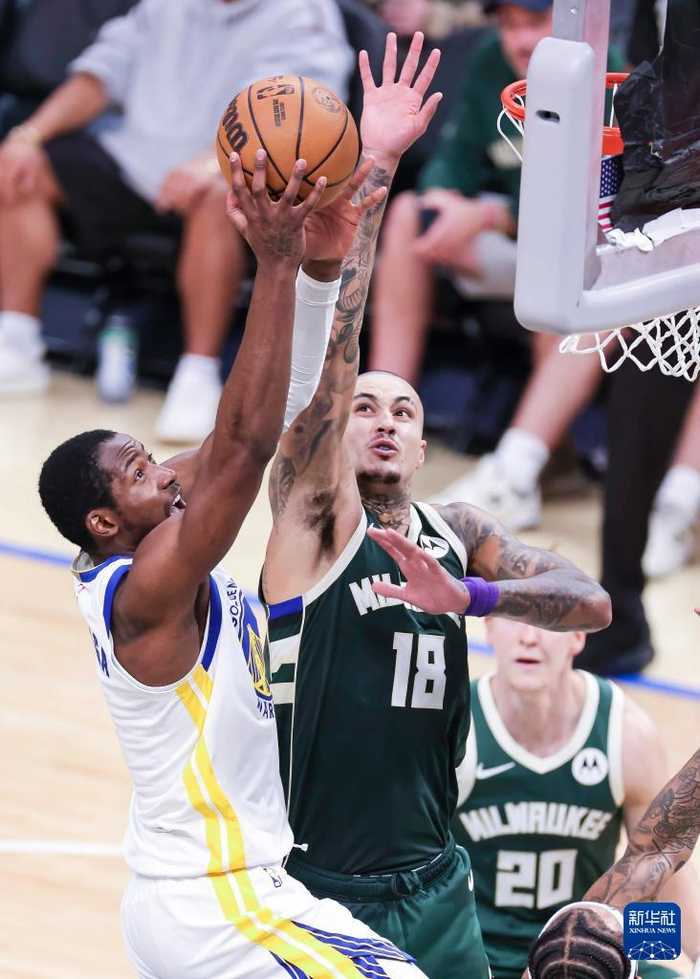 密尔沃基雄鹿迎中超关键赛，赛前更衣室发声，震撼外界，身体对抗强度拉满的简单介绍