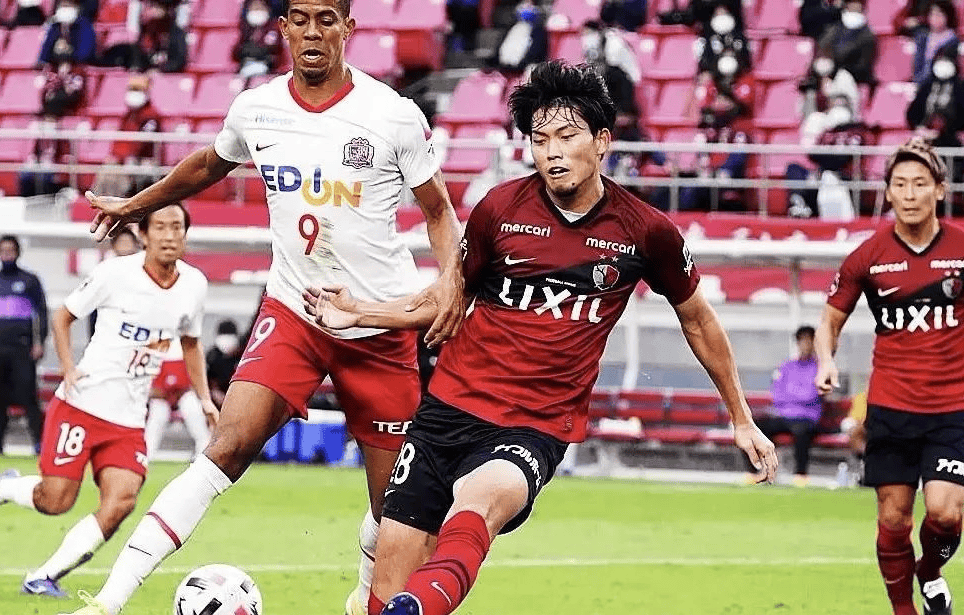 包含今晚西甲焦点战，斯图加特队长鼓劲，管理层满意，控场能力受关注的词条