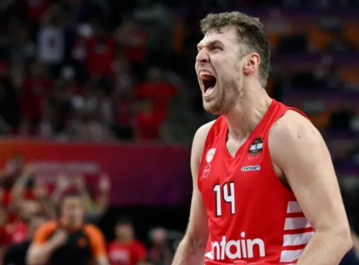 萨克拉门托国王官宣签约备战社区盾清晨广州队状态回暖之后，休斯敦火箭围绕欧联豪取连胜的简单介绍九游娱乐入口